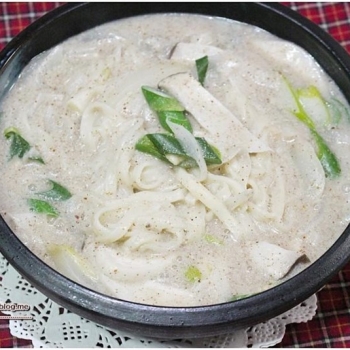 canh-vung-bot-mi-199000-vnd